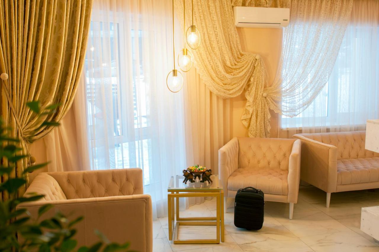 Embrace Hotell Truskavets Eksteriør bilde